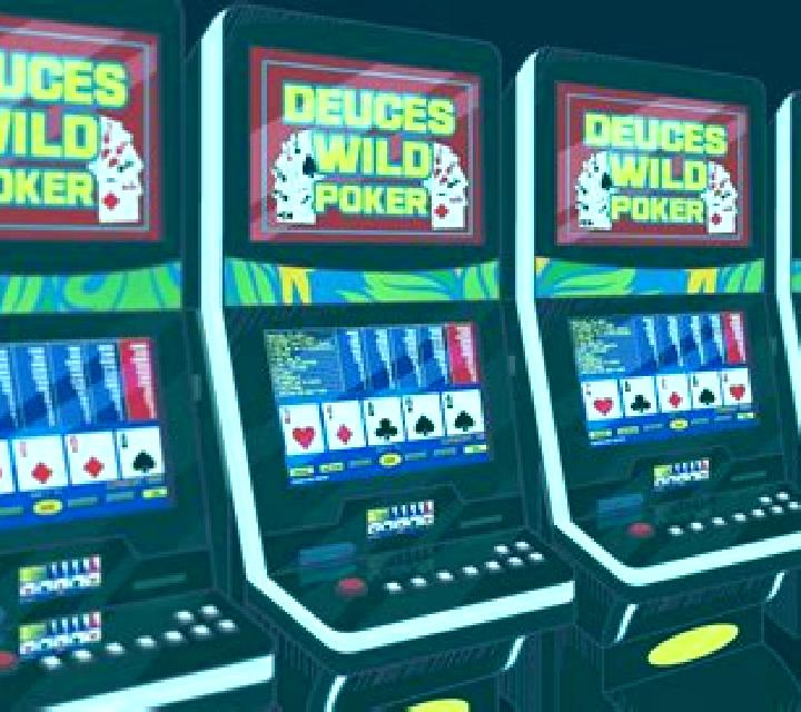 Bonus Deuces Wild - Power Poker slot