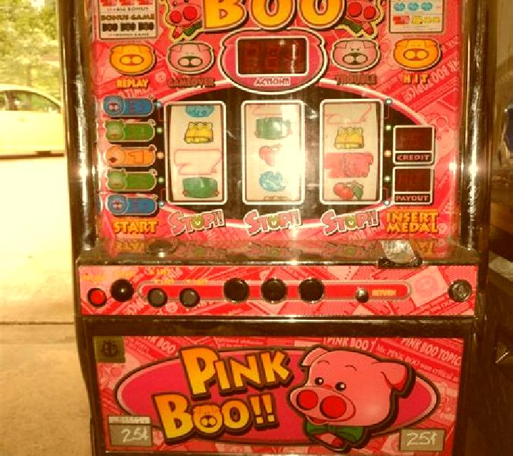 Boo slot machine