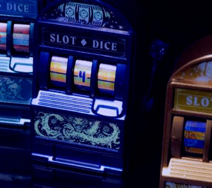 Book of Cheope Dice slot machine