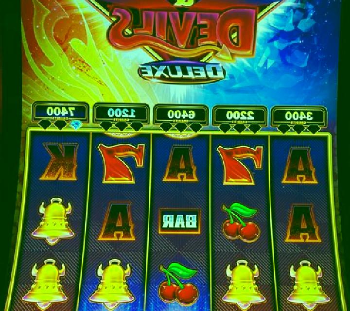 Book of Diamonds slot machine