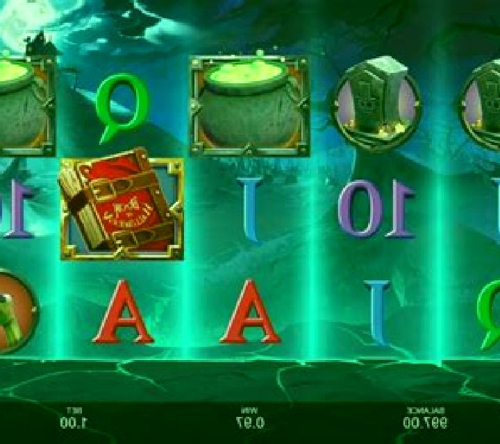 Book of Halloween online slot