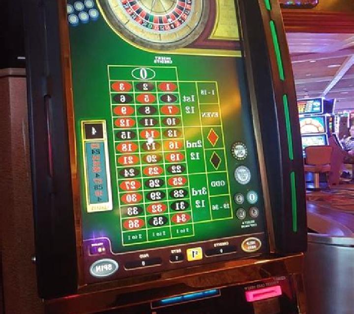 Booster Roulette slot machine
