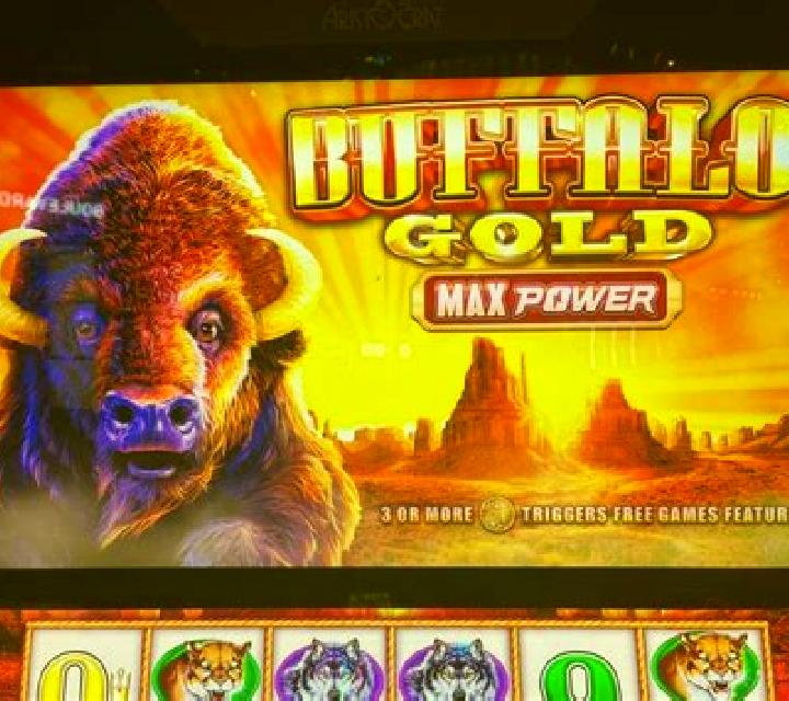 Buffalo Blaze 2 slot machine