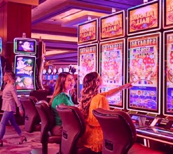 Buffalo Diamonds: Claw and Win slot machine
