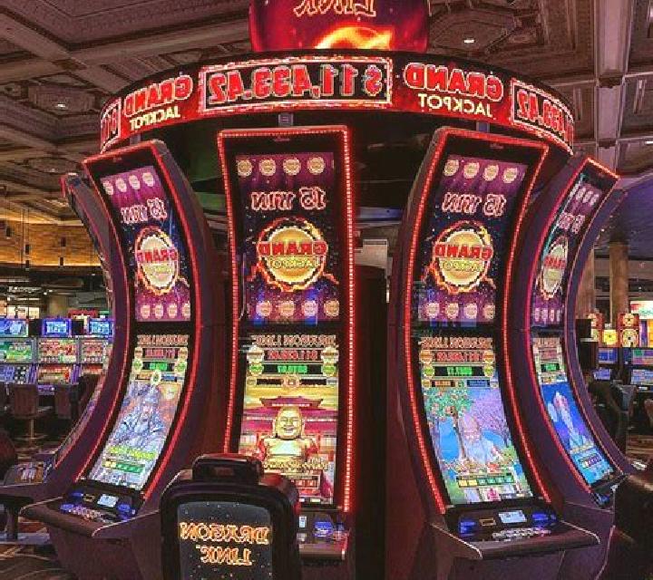 Caesar s Arena slot game