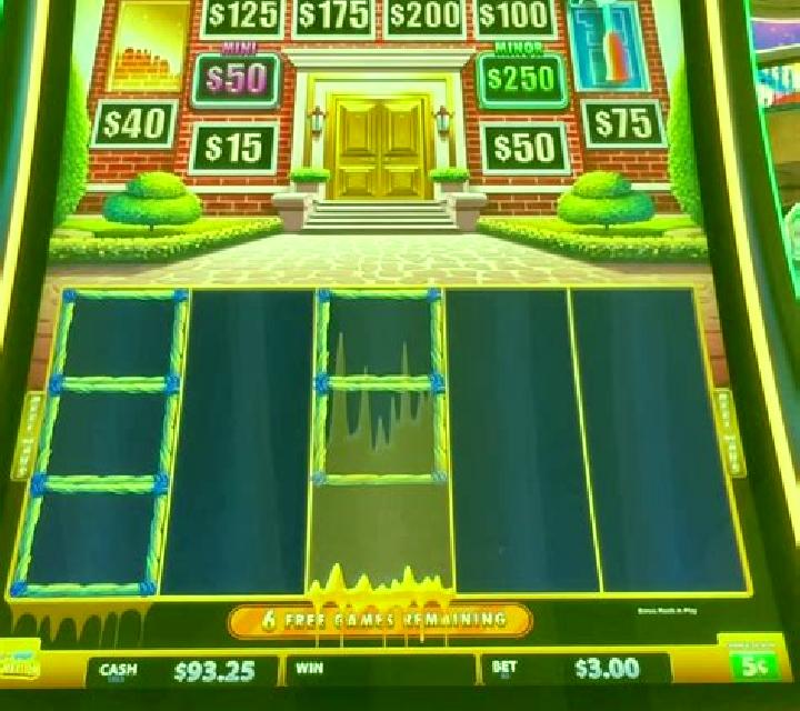 Calaca Cash slot machine