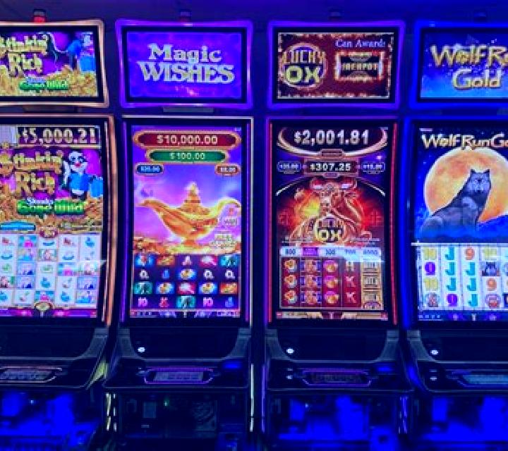 Captains of the Coast 2 slot machine