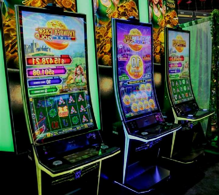 Card Roulette (Novomatic) slot machine