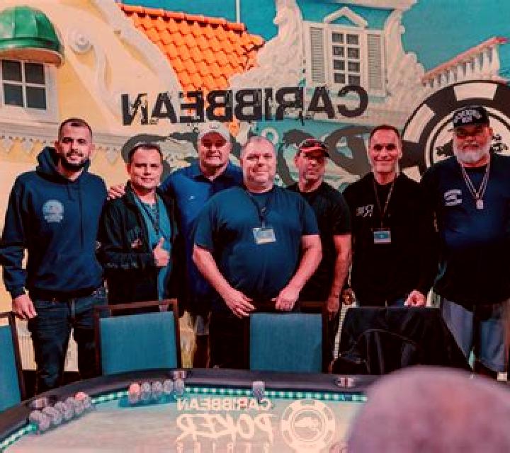 Caribbean Poker (GVG) slot machine