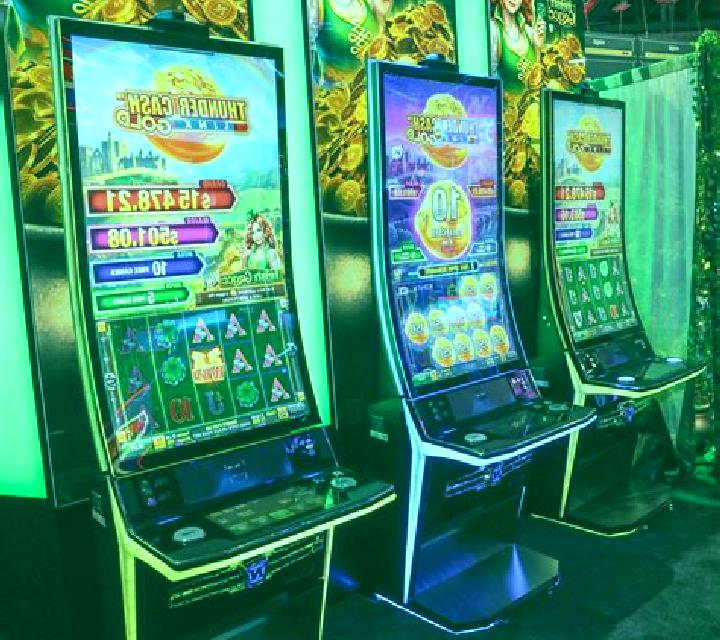 Caribbean Poker (Novomatic) slot machine