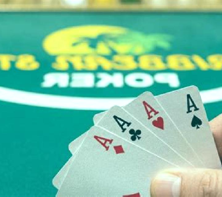 Caribbean Stud Poker (Playtech) slot machine