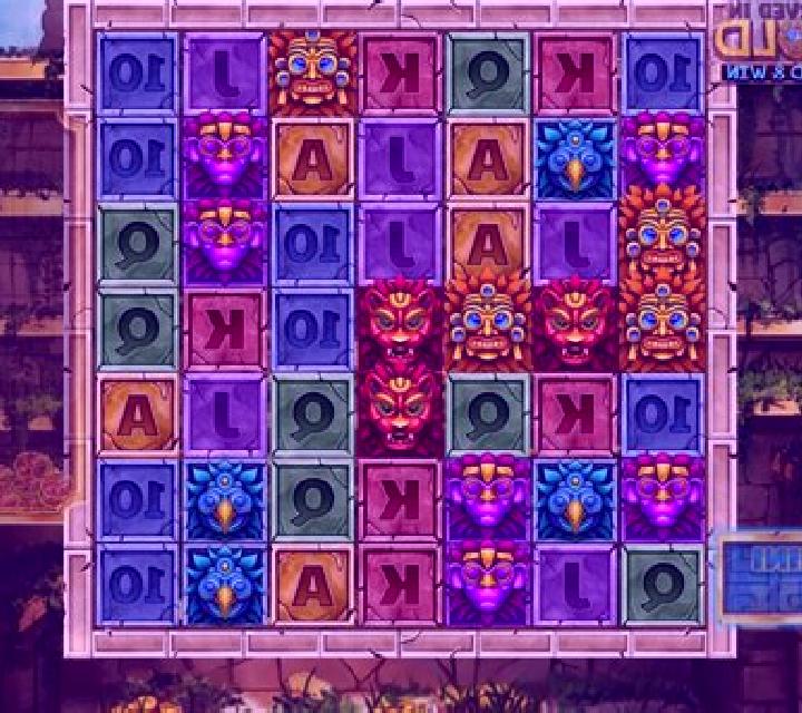 Carved in Gold: Hold & Win slot