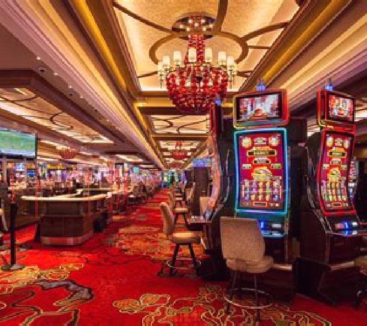 Casino Floor Studio slot machine