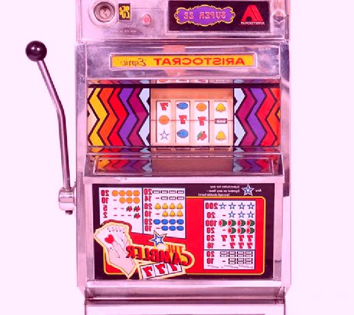 Catch 22 slot machine