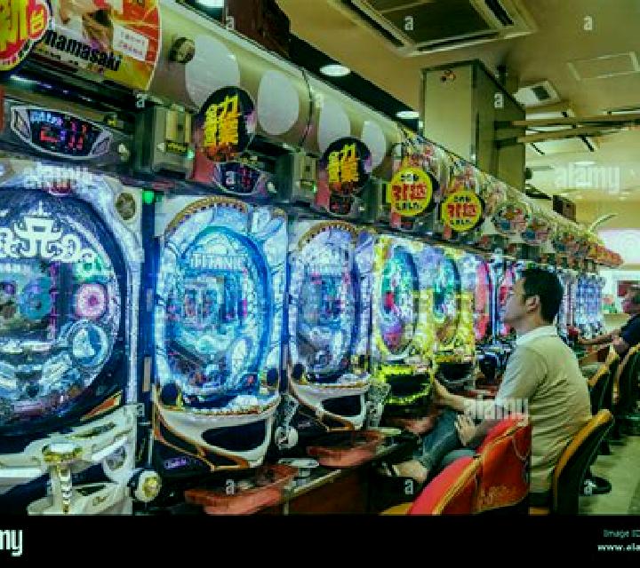 Cats Balls Pachinko slot machine