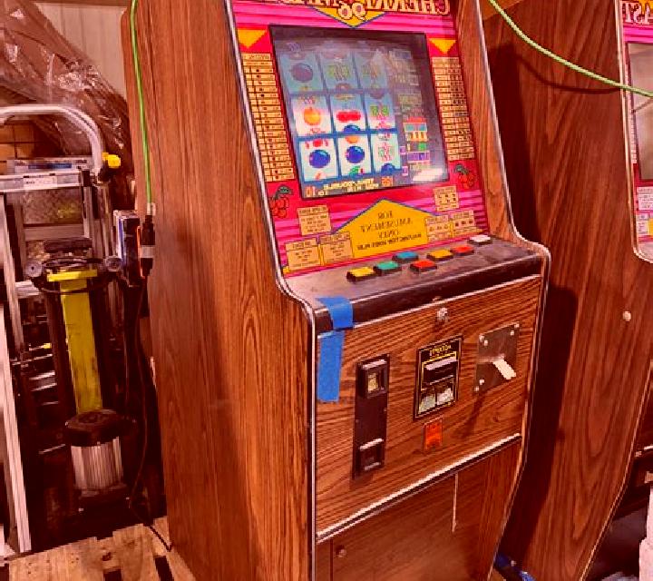 Cherry Deluxe 10000 slot