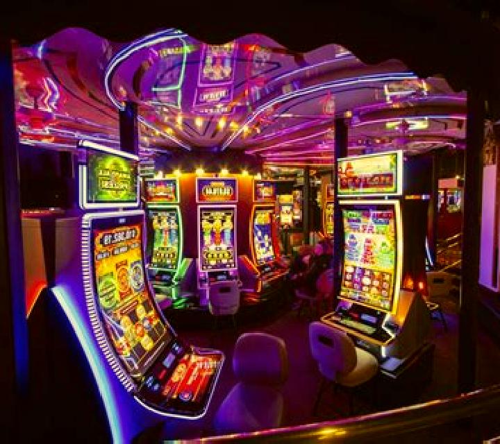 Chicago Night Legend online slot