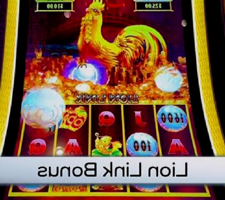 Chicken Madness Cash Mesh Link slot machine