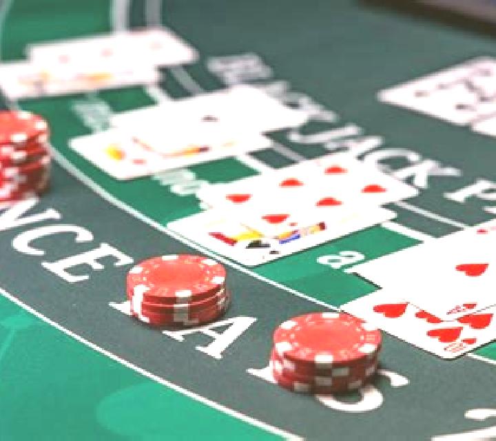 Chip Blackjack slot game