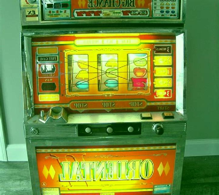 Chow s Chance slot machine