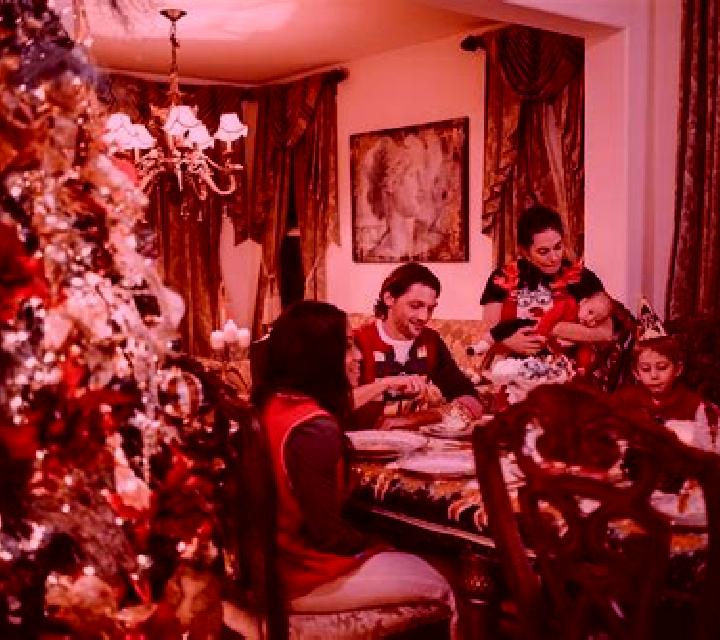Christmas Dinner Wars slot game