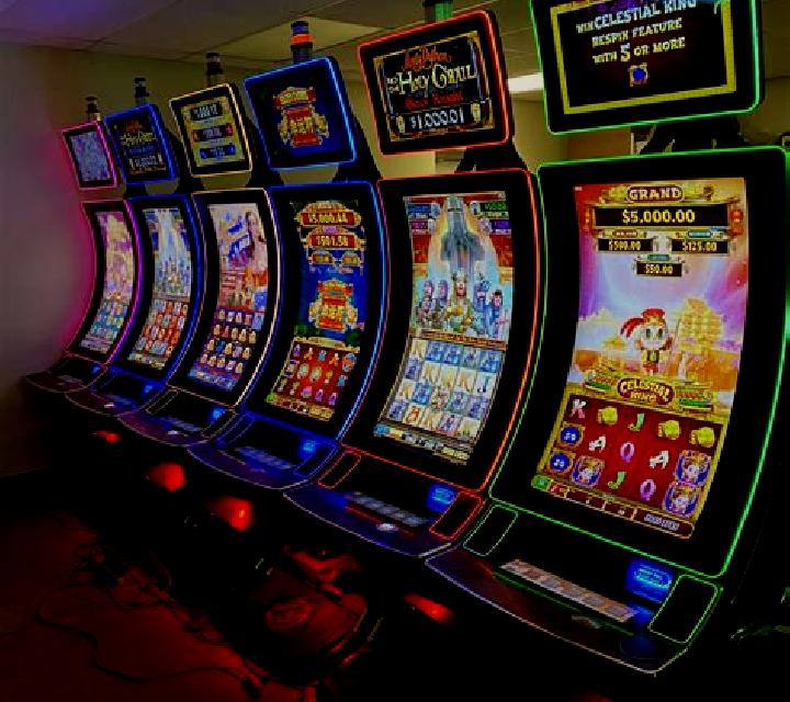 Cinema (Capecod Gaming) slot machine