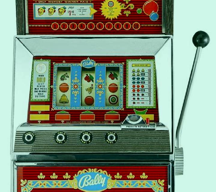 Circus (esball) slot machine