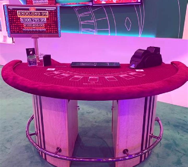 Classic Blackjack with Ten-20 online slot