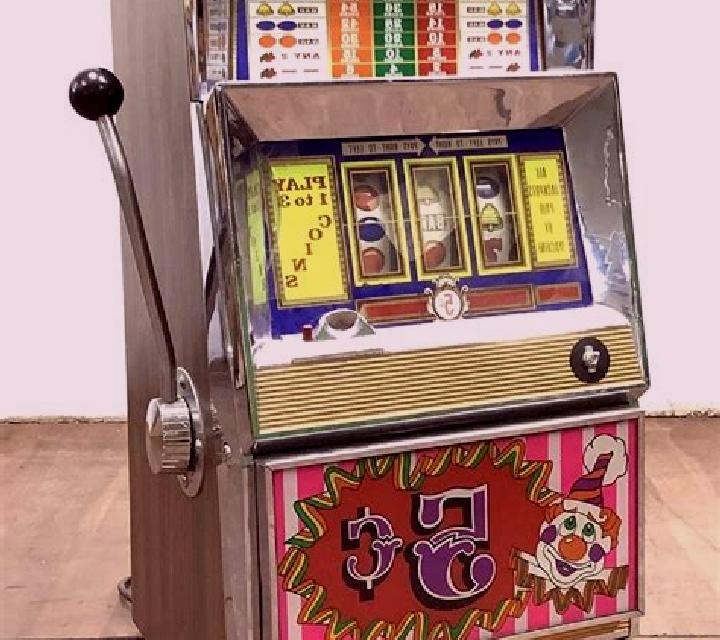 Classic Fruit Machine slot machine