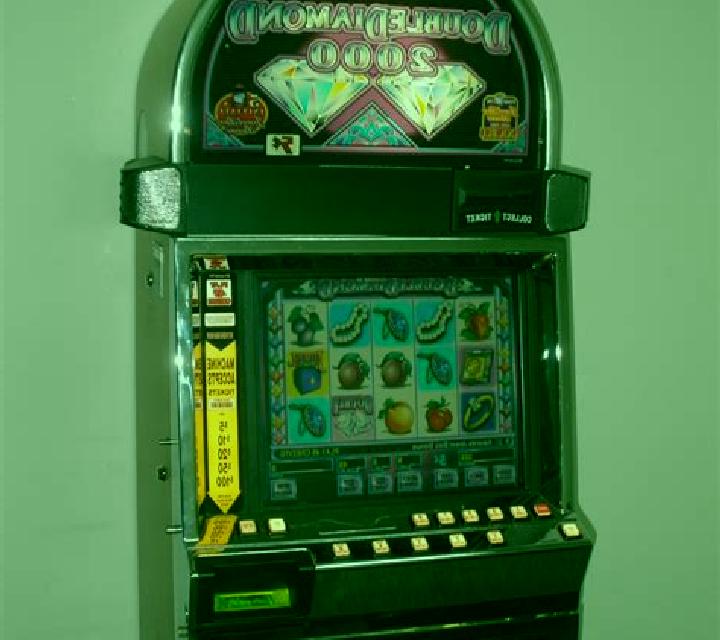 Cleopatra s Jewel Box slot machine