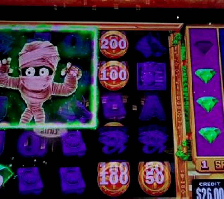 Climb Time Mummy Cash Uncovered slot game