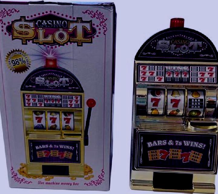 Clover Box slot machine