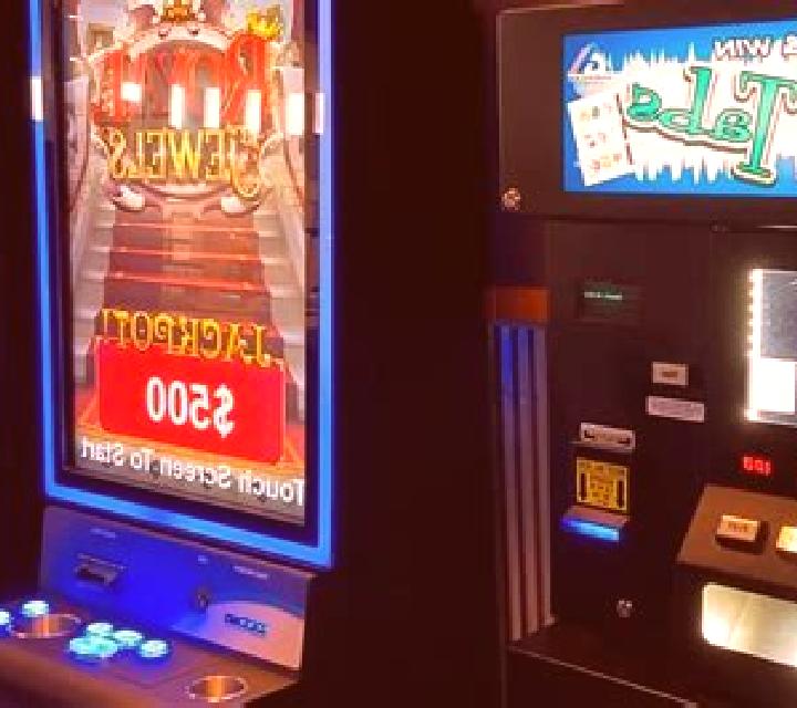 Clover Kingdom (Pull Tabs) online slot