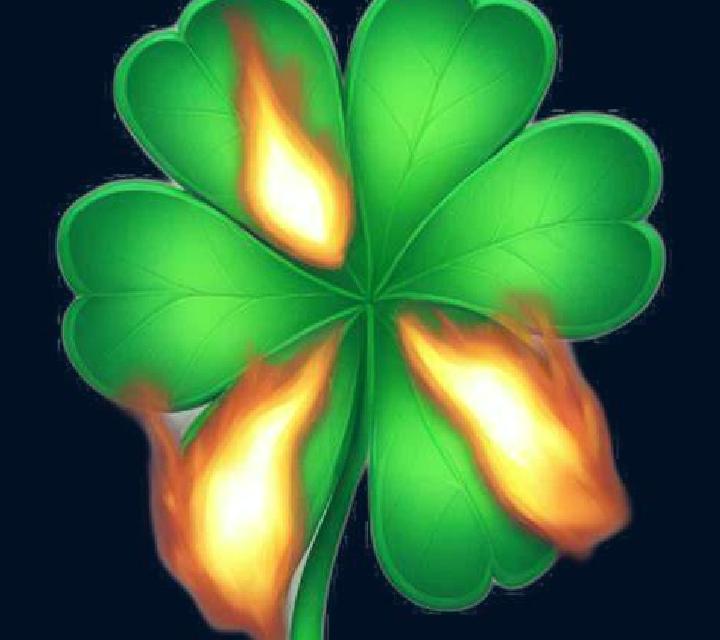 Clover on Fire slot