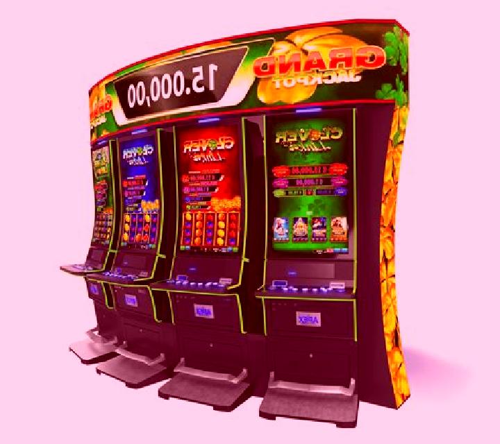 Clover Queen slot machine