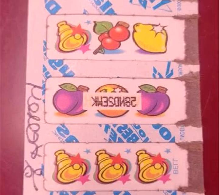 Clover Wins (Pull Tabs) slot game
