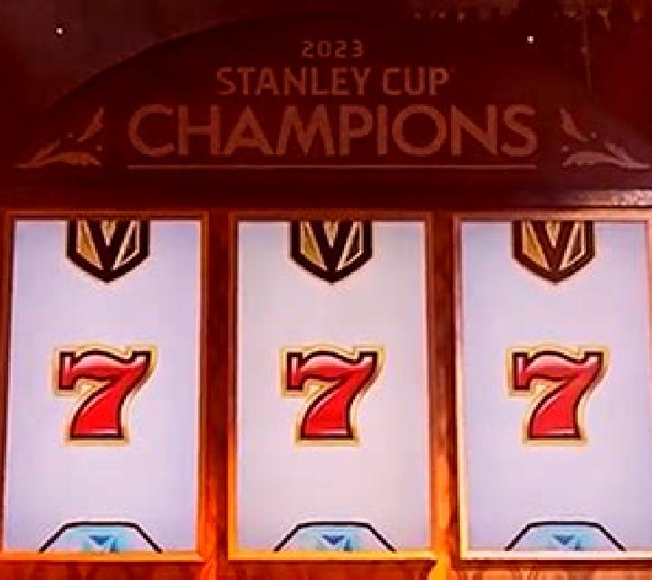 Cluster Cup slot machine