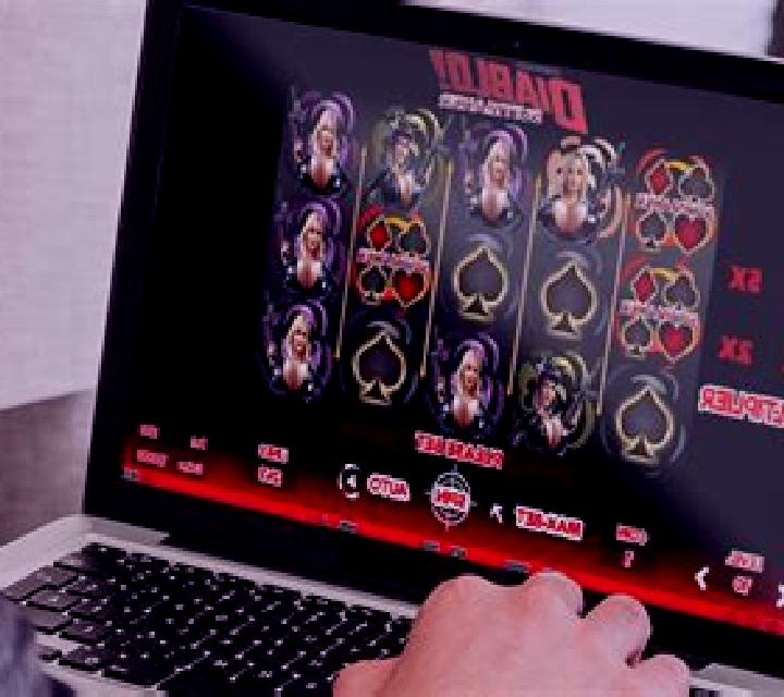 Codename Diablo Suitmaker slot machine