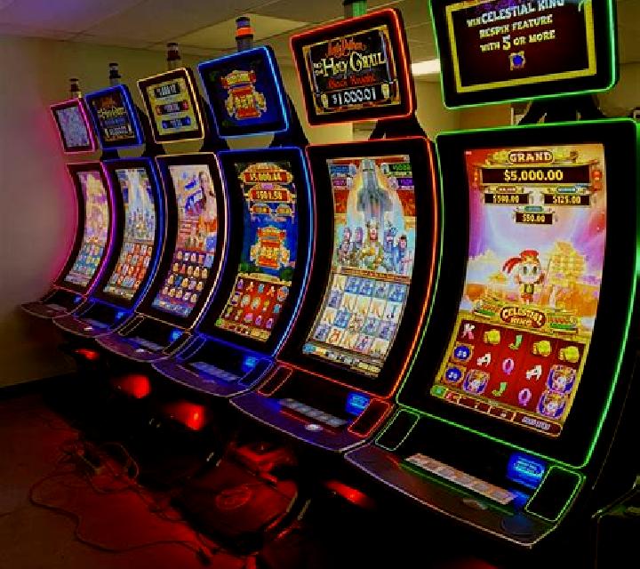 Coliseum Poker slot machine