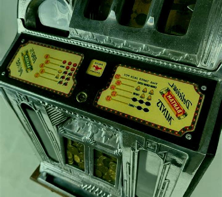Comet Crash Deluxe slot machine