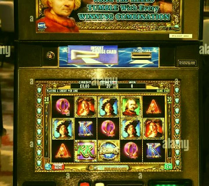 Count Cashula s Castle of Riches slot machine