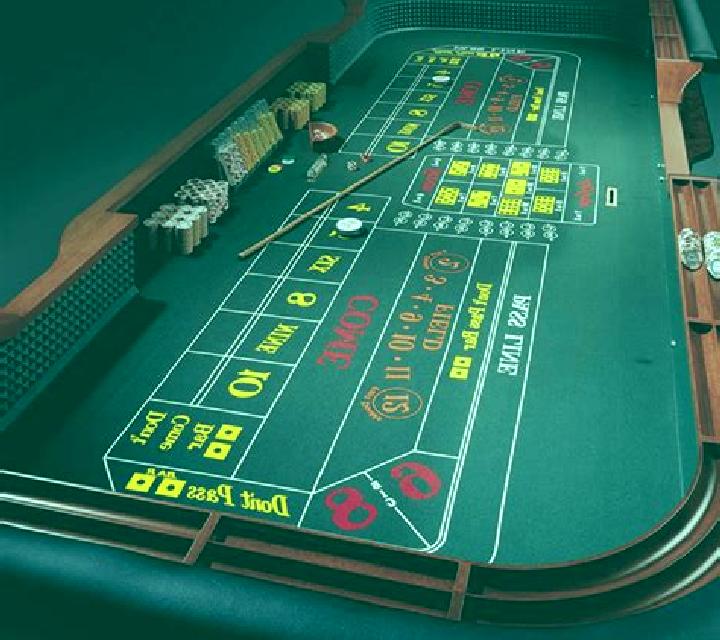 Craps (Rival) slot game
