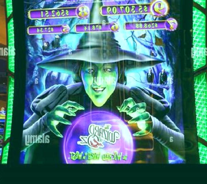 Crash Witch slot machine