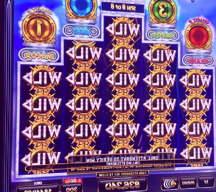 Crazy 8 s slot machine