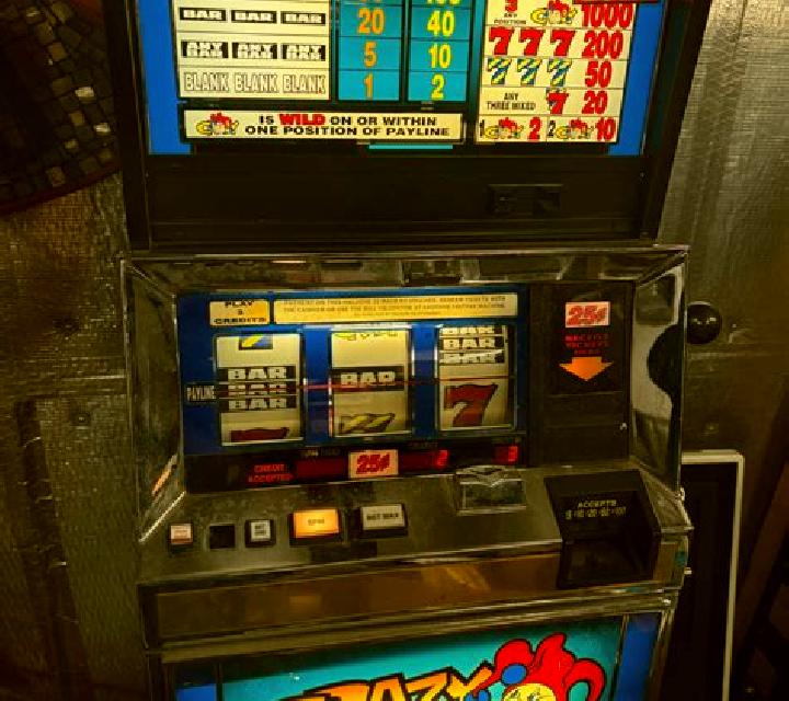 Crazy Chilli 2 slot machine