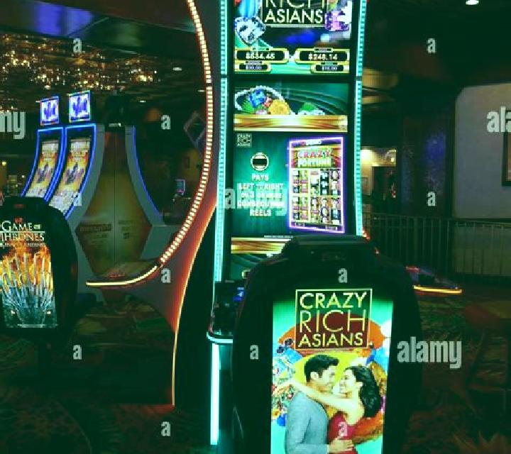 Crazy Rich Coins slot machine