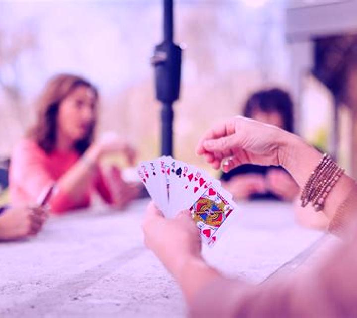 Crazy Six Cards Bull KX slot