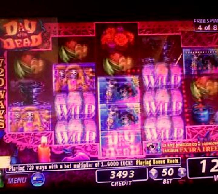 Crop of the Dead slot machine