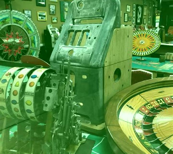 Crown and Anchor (Evoplay) slot machine
