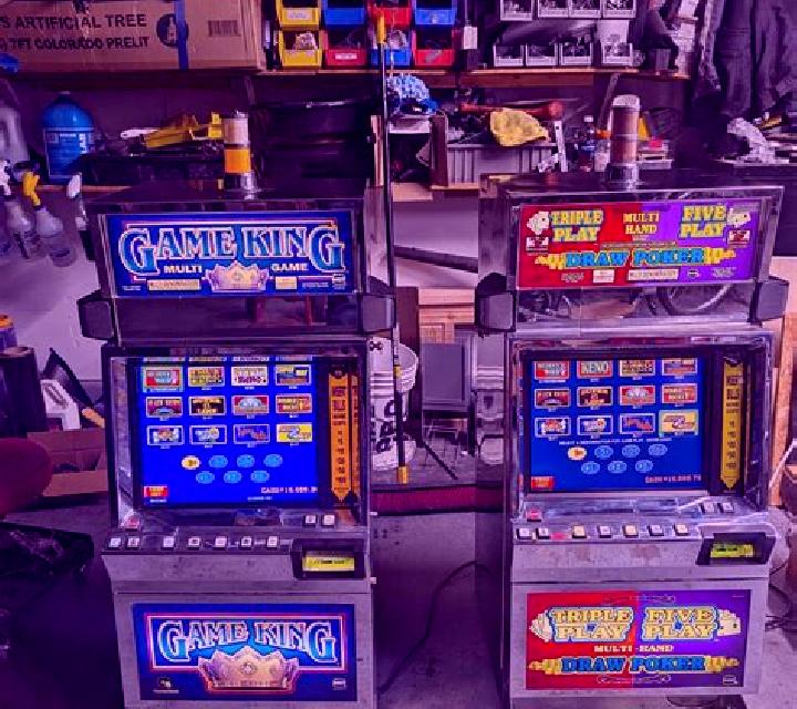 Crown Blast 40 slot machine